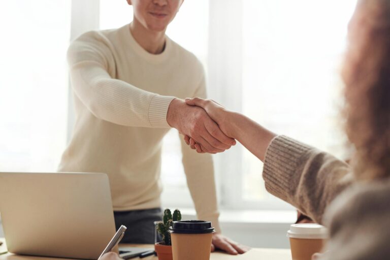 Polite in Practice: Everyday Etiquette Tips for Social Situations and Networking